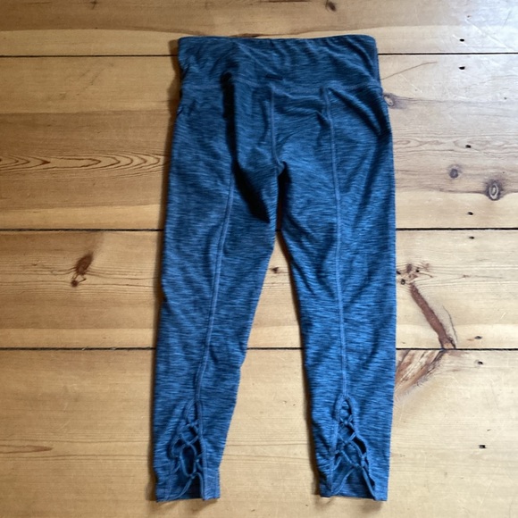 Prana | Capris Leggings | XS - Picture 3 of 8
